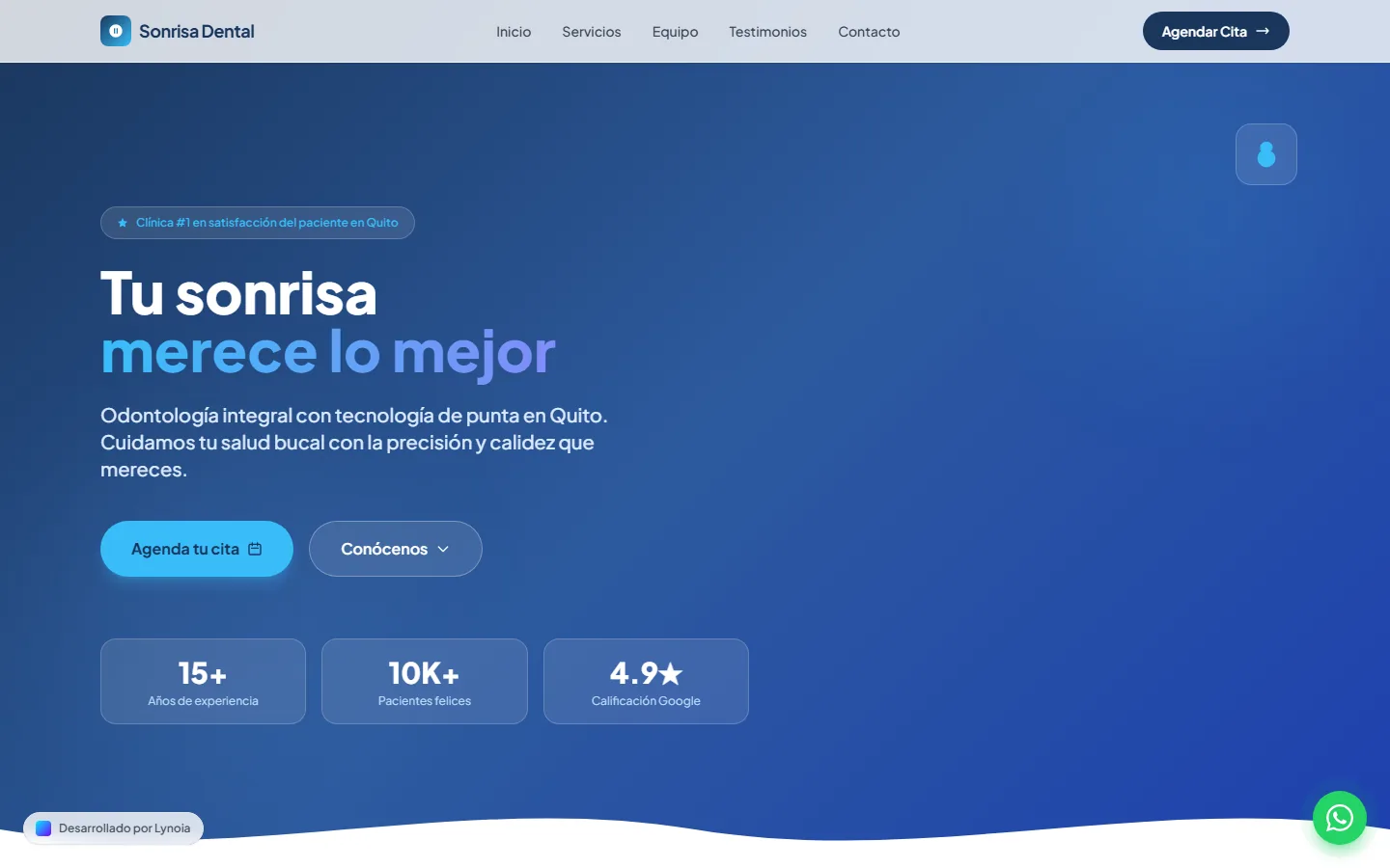 La web de Clínica Dental vista en una computadora